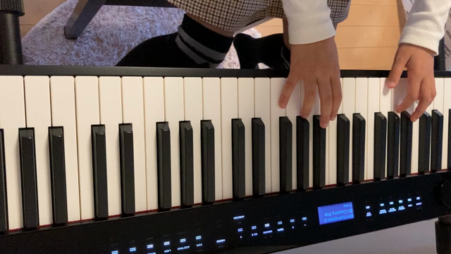 小手指のリトミック教室、電子ピアノ購入の決め手となったのはの記事動画