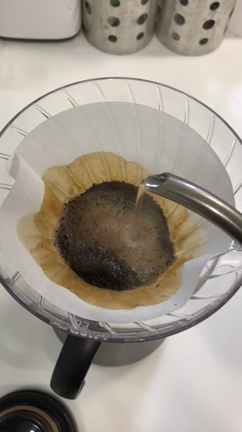 「じっくりゆっくり淹れる」ほど不味い！？ ～美肌を助ける美味しいコーヒーの淹れ方講座～（後編）の記事動画