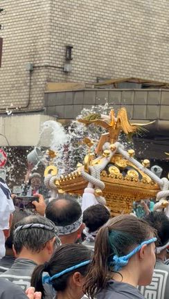 江戸三大祭「深川八幡祭り」迫力ある水かけを見るポイントの記事動画