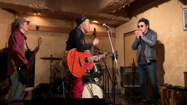 ライブハウス最高‼️‼️‼️の記事動画