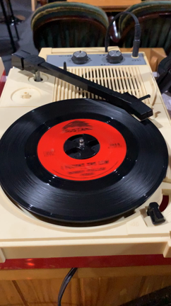 Columbia GP-3 & Wurlitzer 1015 One More Timeの記事動画