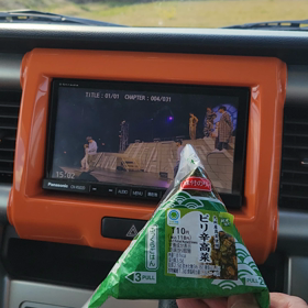 遅めのお昼ごはんの画像