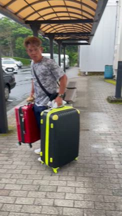 空中待機✈️ハプニングの記事動画