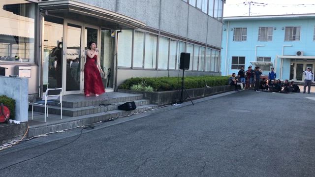 焼肉大会の記事動画