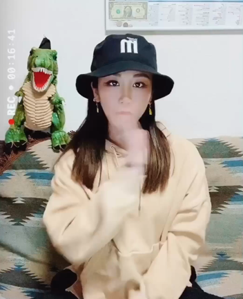 インスタでコラボライブ！の記事動画