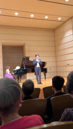 厚木市寿町・上荻野のピアノ教室  鈴木架哉子先生の演奏を聴きに！テノールリサイタルの記事動画
