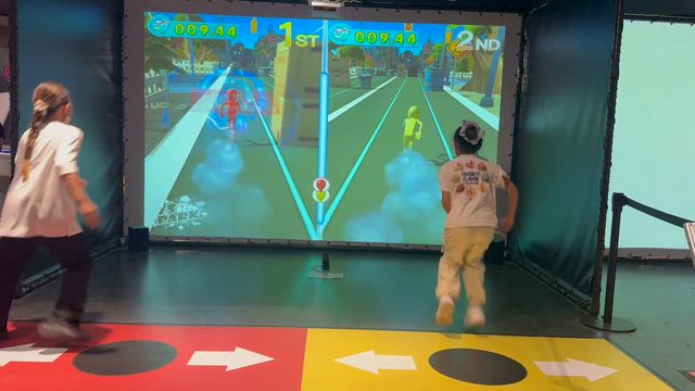 遊び場盛り沢山なみなとみらい。の記事動画