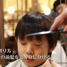 ヘアスタイリストが教えます！おうちでカットの画像