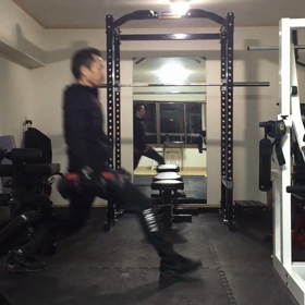 スポーツパフォーマンス向上にフロントランジを。の画像