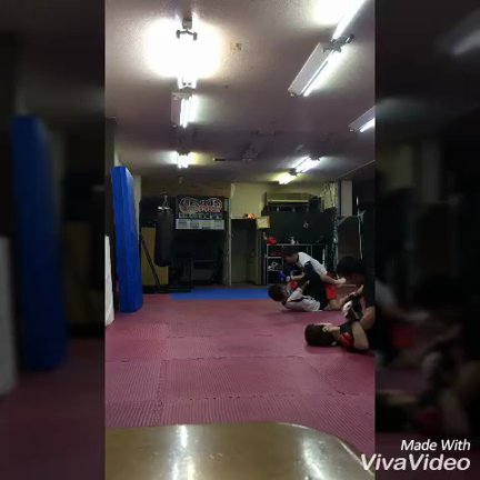 木曜  体操教室  総合格闘技教室  フィトネスキックボクシングの記事動画