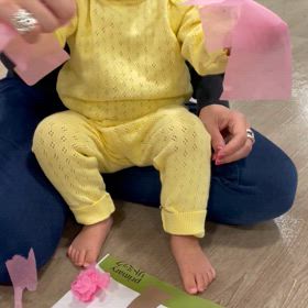春の製作リトミック様子①の画像