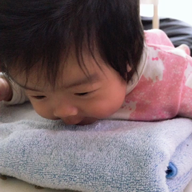 生後2ヶ月29日❤️首が座ったかな〜の画像