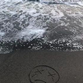 悲しみを波に消してもらうの画像