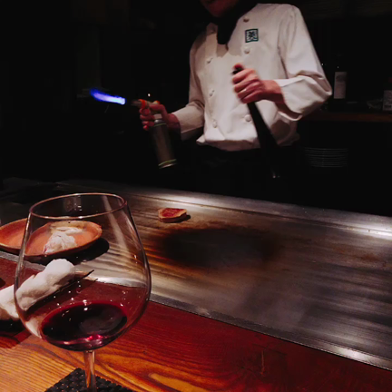 会員制の鉄板焼き屋さんに行ってきました♡の記事動画