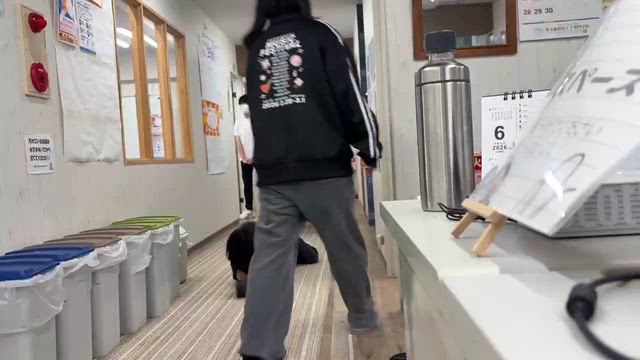ほふくイス取りダーツ(?_?)の記事動画