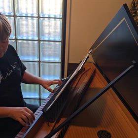 25.11.1 貴重なチェンバロの画像