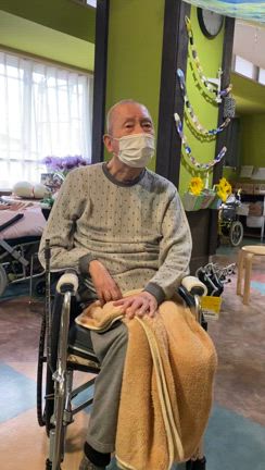 施設で暮らす父の記事動画