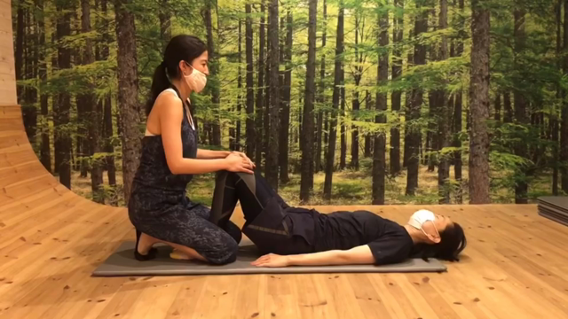 腹筋なさすぎて…の記事動画