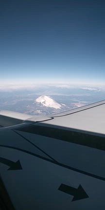 久々に上空から富士山を見た気がするの記事動画