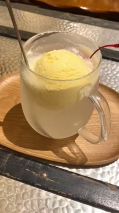 1日カフェ店員の記事動画