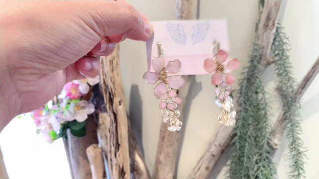 エネルギーマニアならきっとクセになる♡angelus stone 天然石ジュエリー☆の記事動画