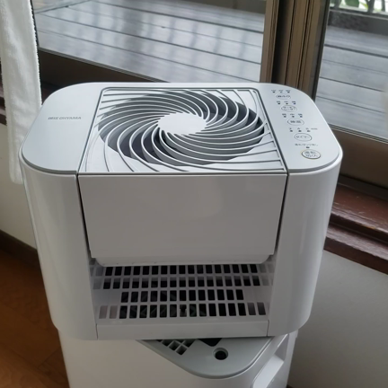 アイリスオーヤマ☆衣類乾燥除湿器の記事動画