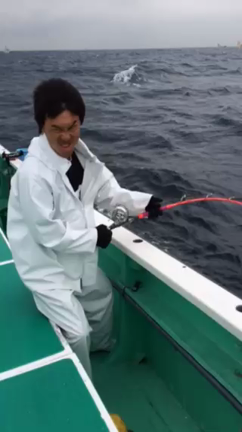 マグロと格闘中のうちのスーパー中乗りの記事動画