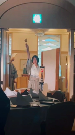古希のお祝い会でダンス披露の記事動画