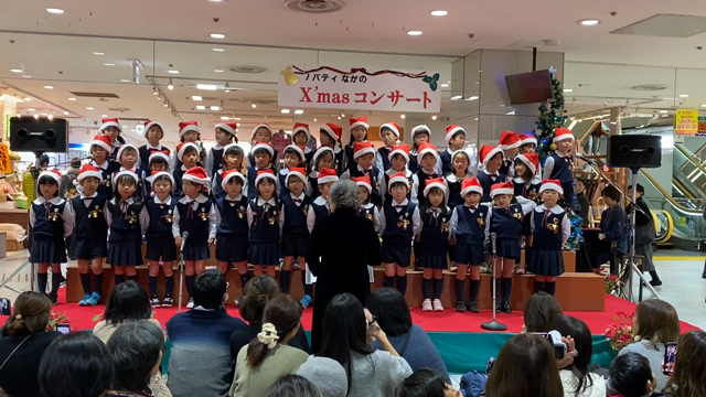 ノバティクリスマスコンサート(年長組)の記事動画