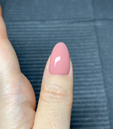 【写真で解説】セルフネイル講師が教える「きれい」と「惜しい」の境界線の記事動画
