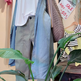 店頭で人気のシャツ！の画像
