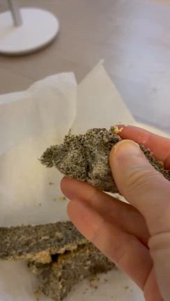 ✨チアシードパン✨Chia Seed  Bread✨卵白とチアシードだけの記事動画