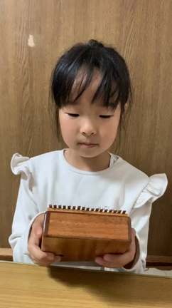 子どもたちにお祝いされて、幸せな誕生日です♪の記事動画