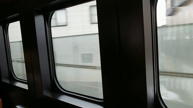 JR東日本E3系700番台「とれいゆ」仕様車の記事動画