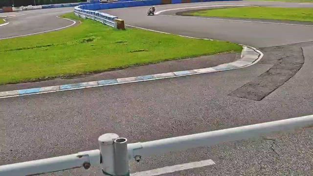 お久しぶりなサーキット練習の記事動画