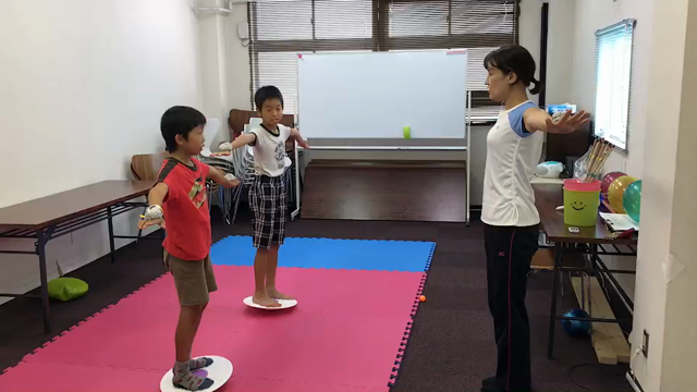 目の学校 お家でできる簡単トレーニング その3の記事動画