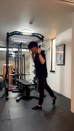 不安定さが効く！ウォーターバッグで体幹と動作を鍛える方法の記事動画