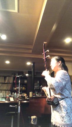 JAZZ SPOT bobのお昼ライブの記事動画
