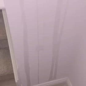 水漏れの画像