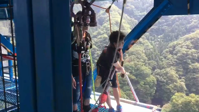 100mから飛び降りたの記事動画