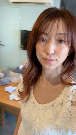 撮影中の記事動画