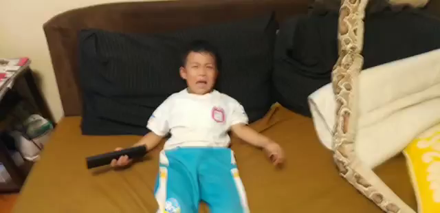 我が子のイヤイヤが、よそのママを救う企画！その9の記事動画