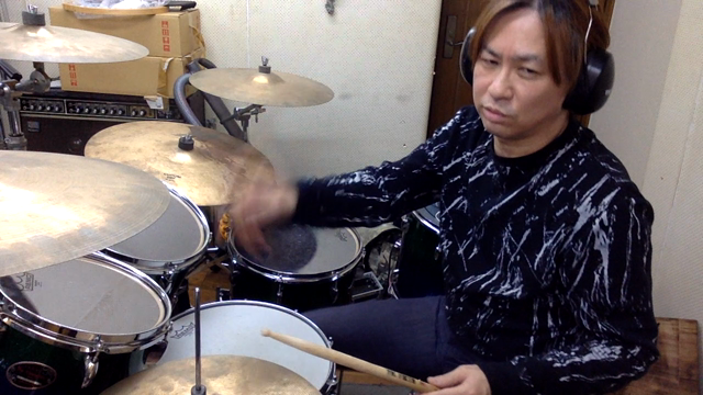 Skypeドラムレッスンスタート！の記事動画