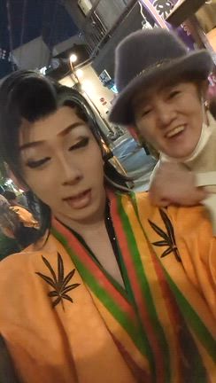 誕生日お祝いの記事動画
