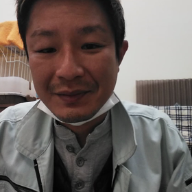 人おとしめるような、見下げての画像