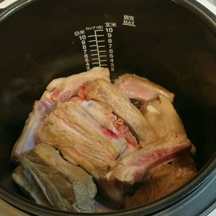 会食前のエネルギー補給！妻の手料理に癒される一週間の記事動画