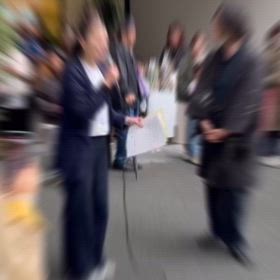 三井アウトレットパーク横浜ベイサイド墨絵ライブパフォーマンスの画像