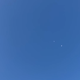 つきとひこうきの画像