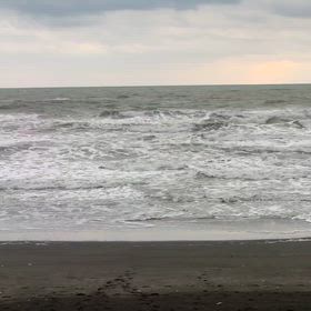 3月20日千葉北、東浪見の朝の波の画像