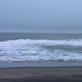 10月26日千葉北、東浪見の朝の波の画像